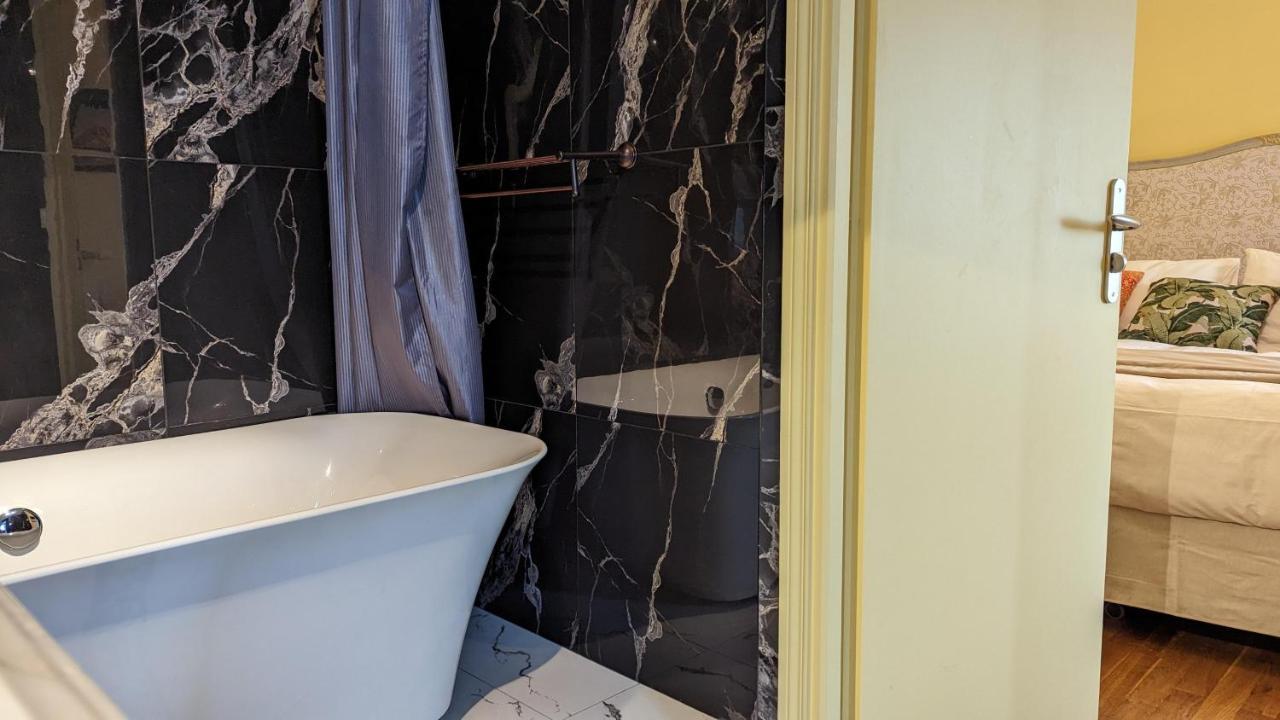 Chambres D'Hotes Cascarot Lechatelet エクステリア 写真